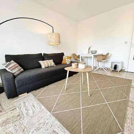 Appartement Le Mistral : Apt 2 Prs, 3 Min Mer, Centre-ville *